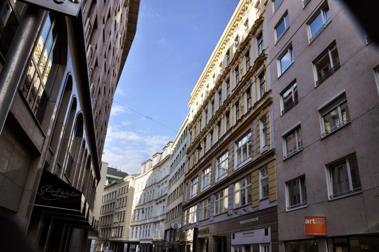 Private Comfort Stephansplatz - Self Check In Vienna Luaran gambar