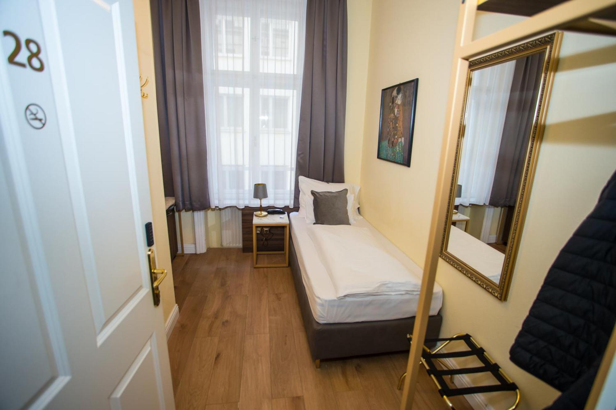 Private Comfort Stephansplatz - Self Check In Vienna Luaran gambar